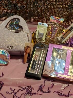 Paris Hilton Heartbreaker Crossbody Plus Makeup Bundle